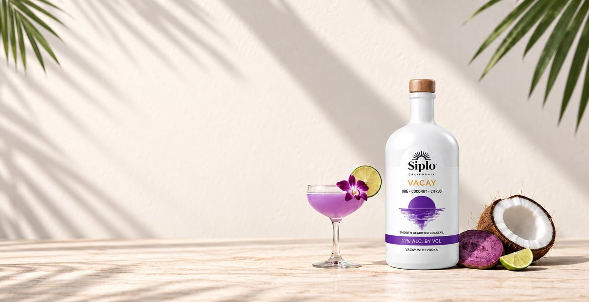 Siplo Vacay bottle with cocktail and ingredients